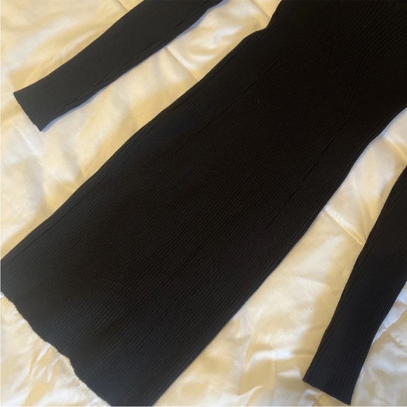 Forever 21 Long Sleeve Sweater Bodycon Sexy Black Dress Brand New Size Small - Picture 4 of 5